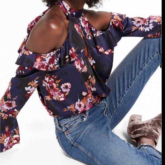 NWT Lucky Brand Cold Shoulder Floral Top size L - Picture 2 of 5